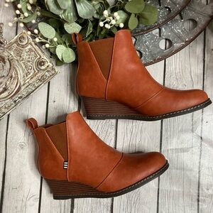 Vepose Wedge Ankle Boots